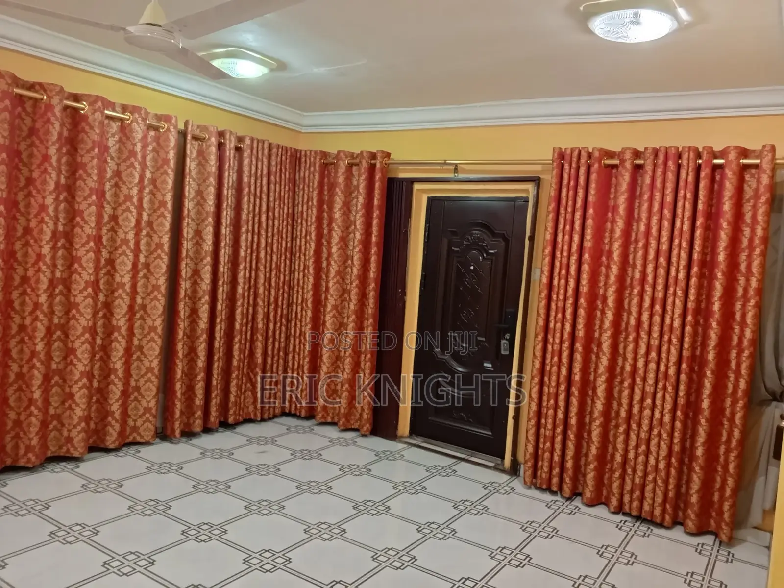 2bdrm Apartment in Salisbury Courts, School Junction for rent