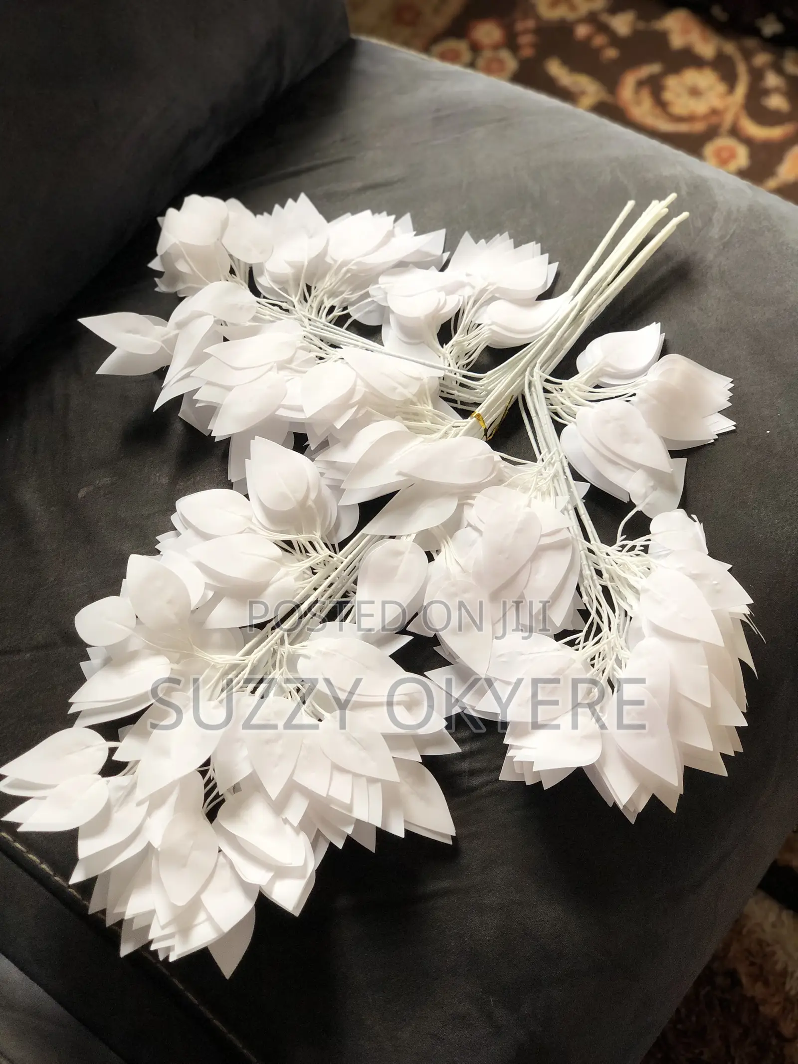 Décor Flowers and Ladies Items