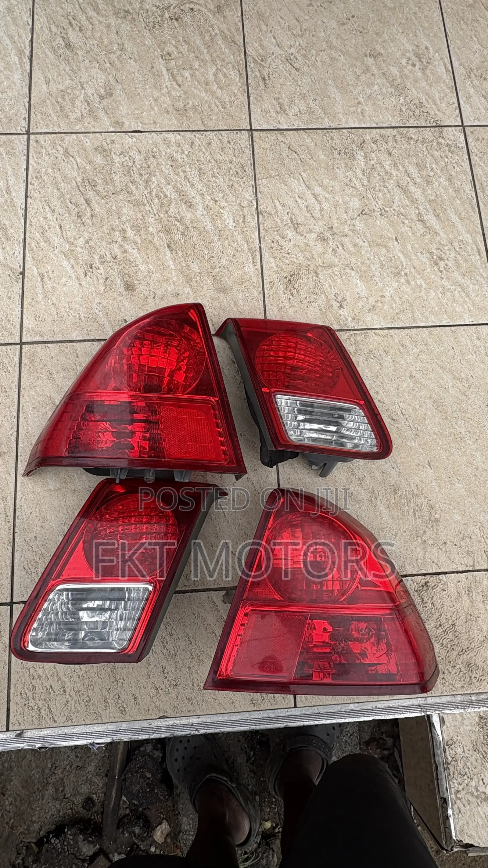 Honda Civic Taillight ,2001,2002,2003,2004,2005,2006,2007
