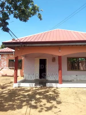 3bdrm House in Gbawe Cp for rent