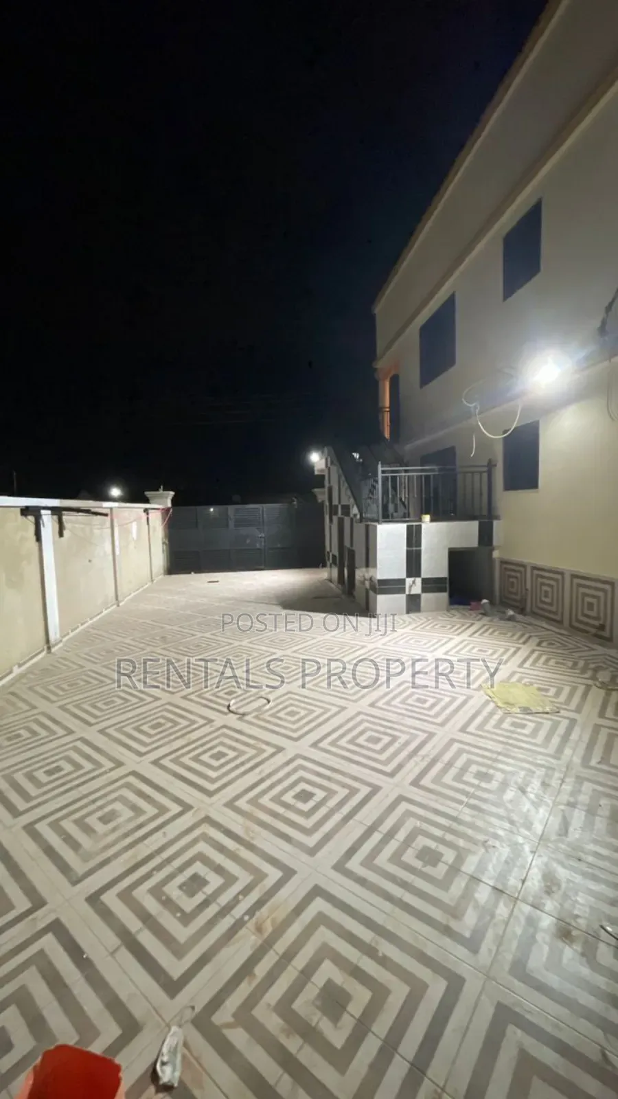 2bdrm Block of Flats in Oyibi for rent
