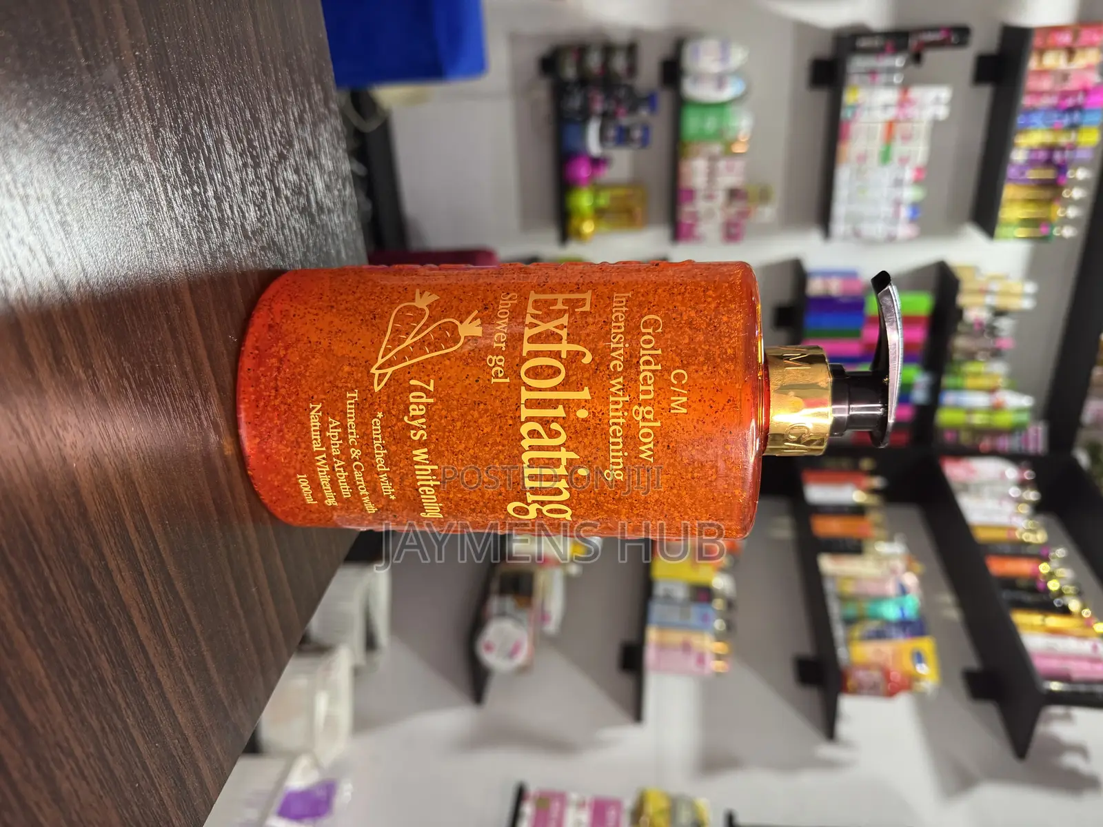 Golden Glow Whitening Exfoliating Shower Gel