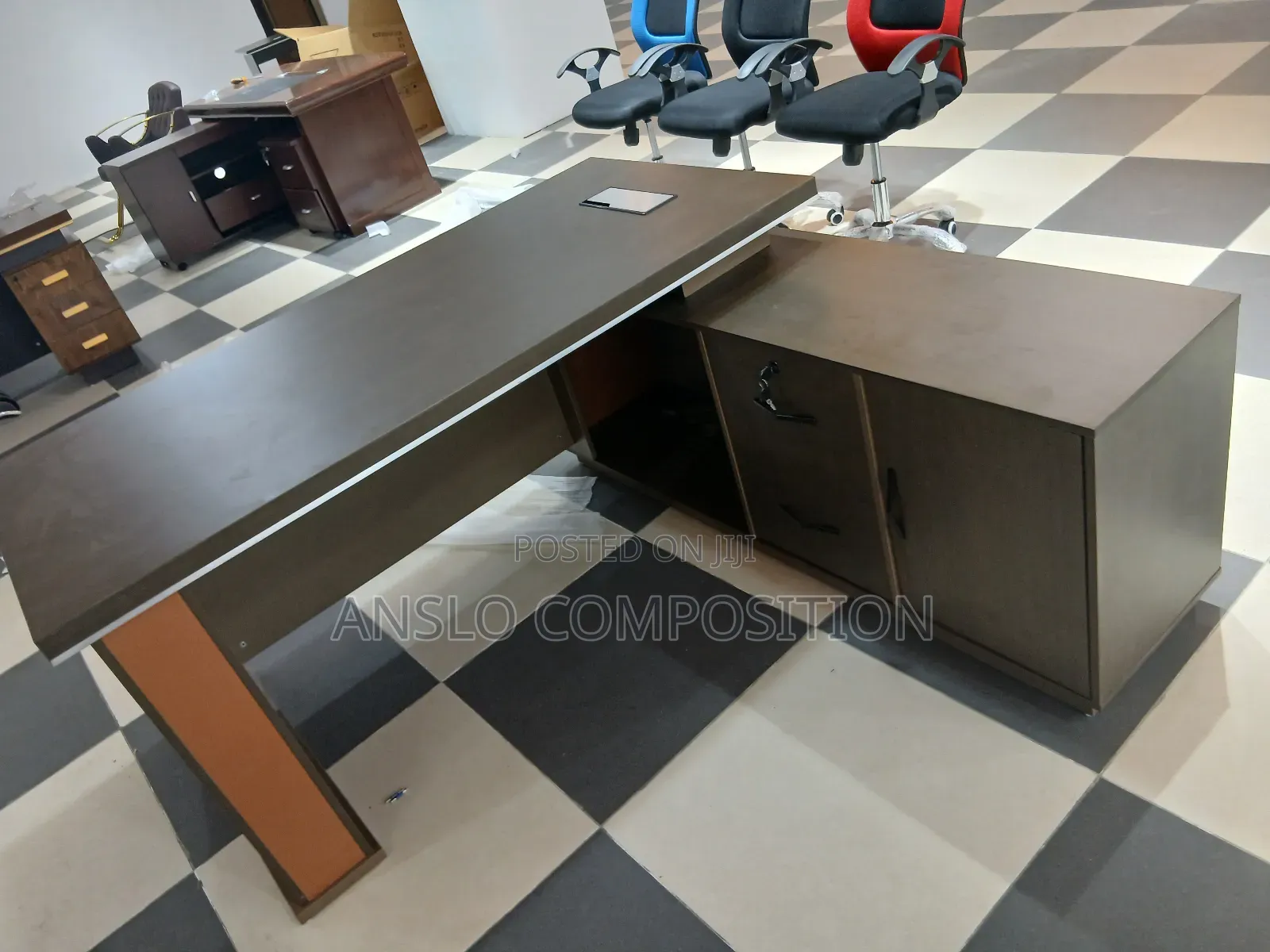 Executive 1.8 Office Table