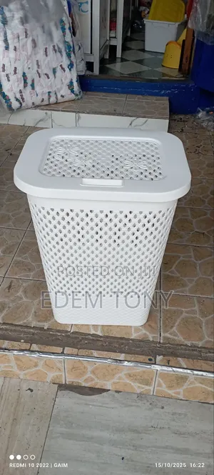 White Plastic Laundry Basket With a Lid