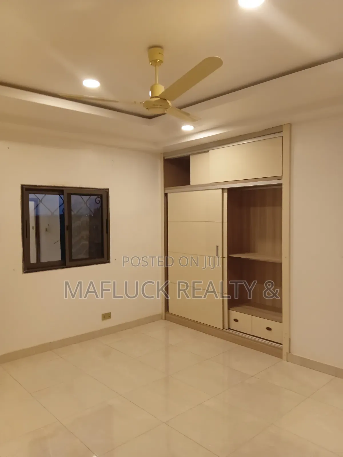 2bdrm Apartment in Lakeside Estate for rent