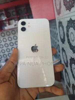 Apple iPhone 12 64 GB Silver
