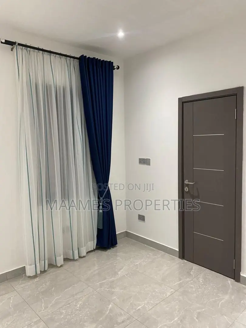 4bdrm Duplex in Amrahia for rent