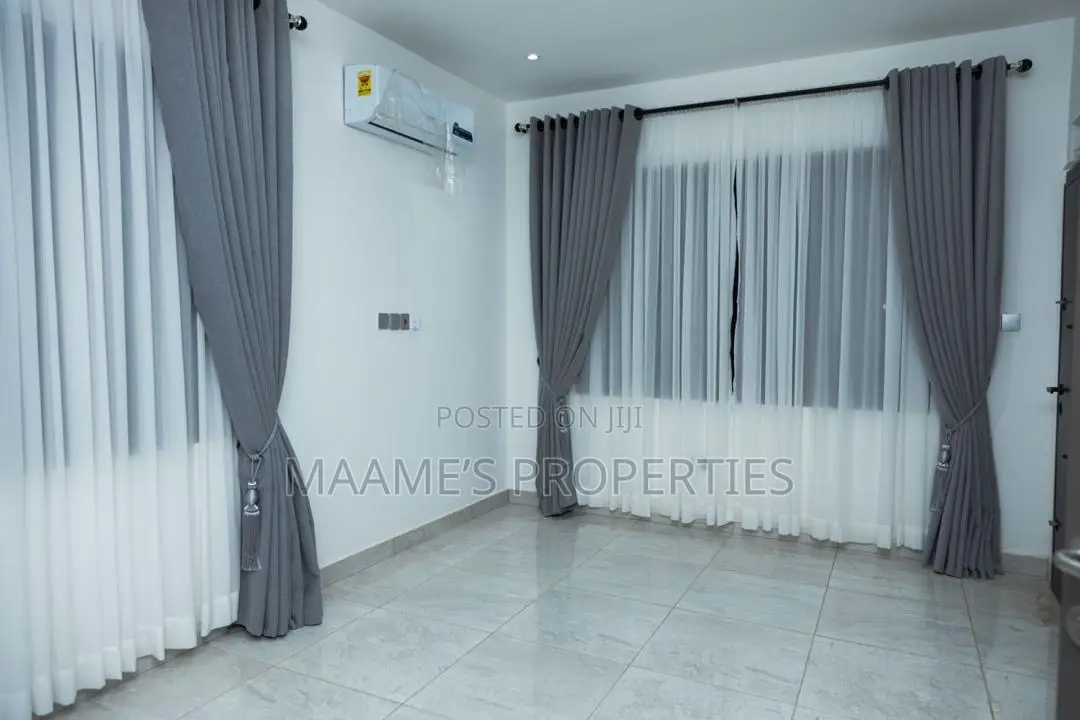 4bdrm Duplex in Amrahia for rent