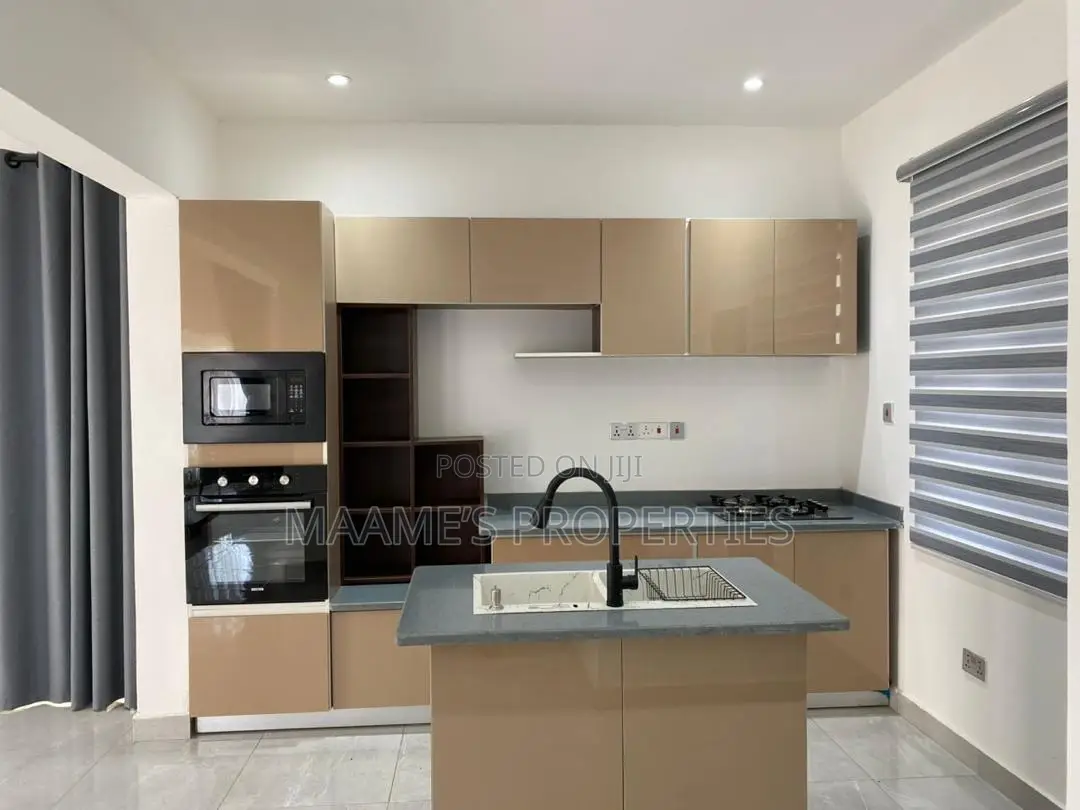 4bdrm Duplex in Amrahia for rent