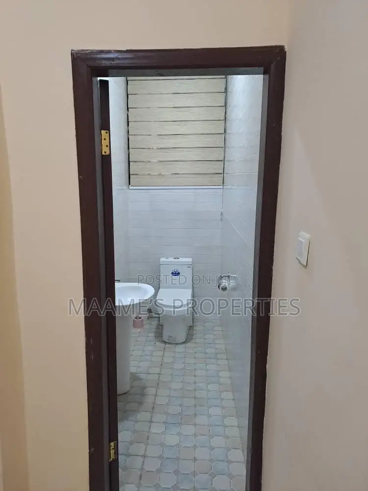 3bdrm Duplex in Abokobi for sale