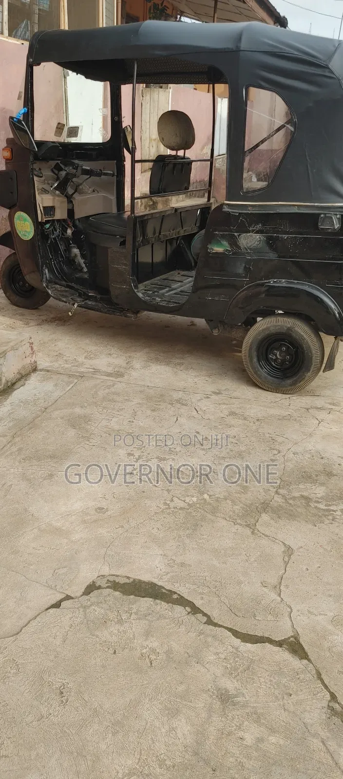 Bajaj RE 2020 Black