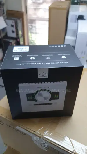 Uad Apollo Twin X Duo Gen 2 Thunderbolt 3 Audio Interface Ess+ Bundle