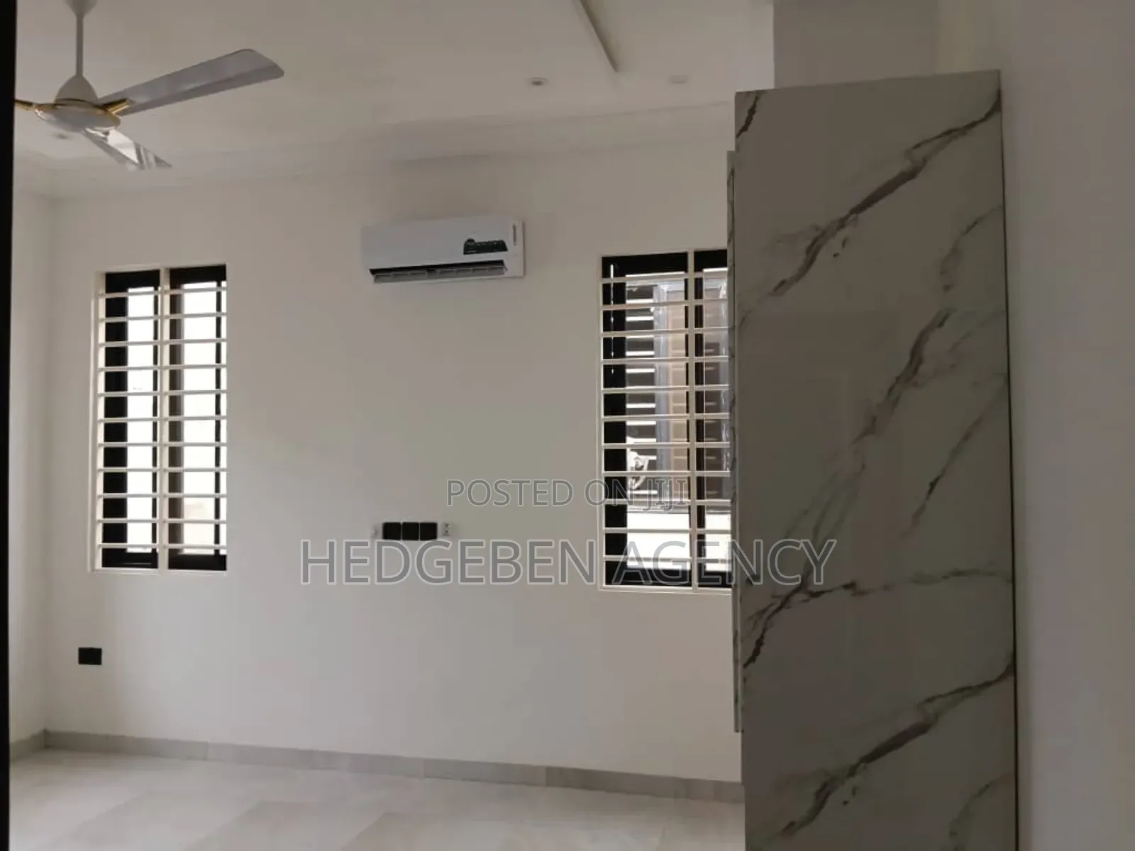4bdrm Duplex in Oyarifa for sale