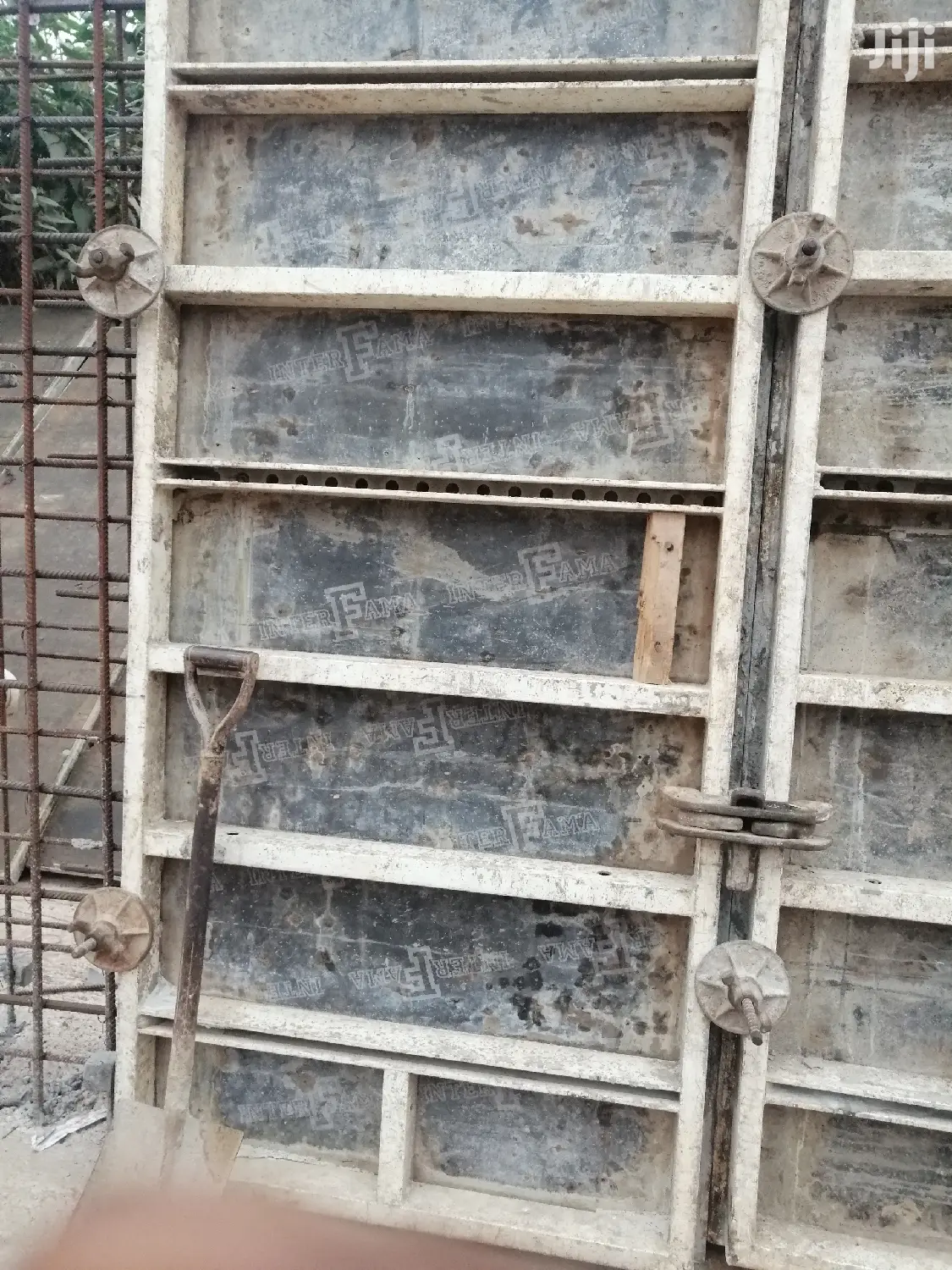 Retaining Wall/Decking/Pillar/Gutter/Rods/Scaffolds/Slabs