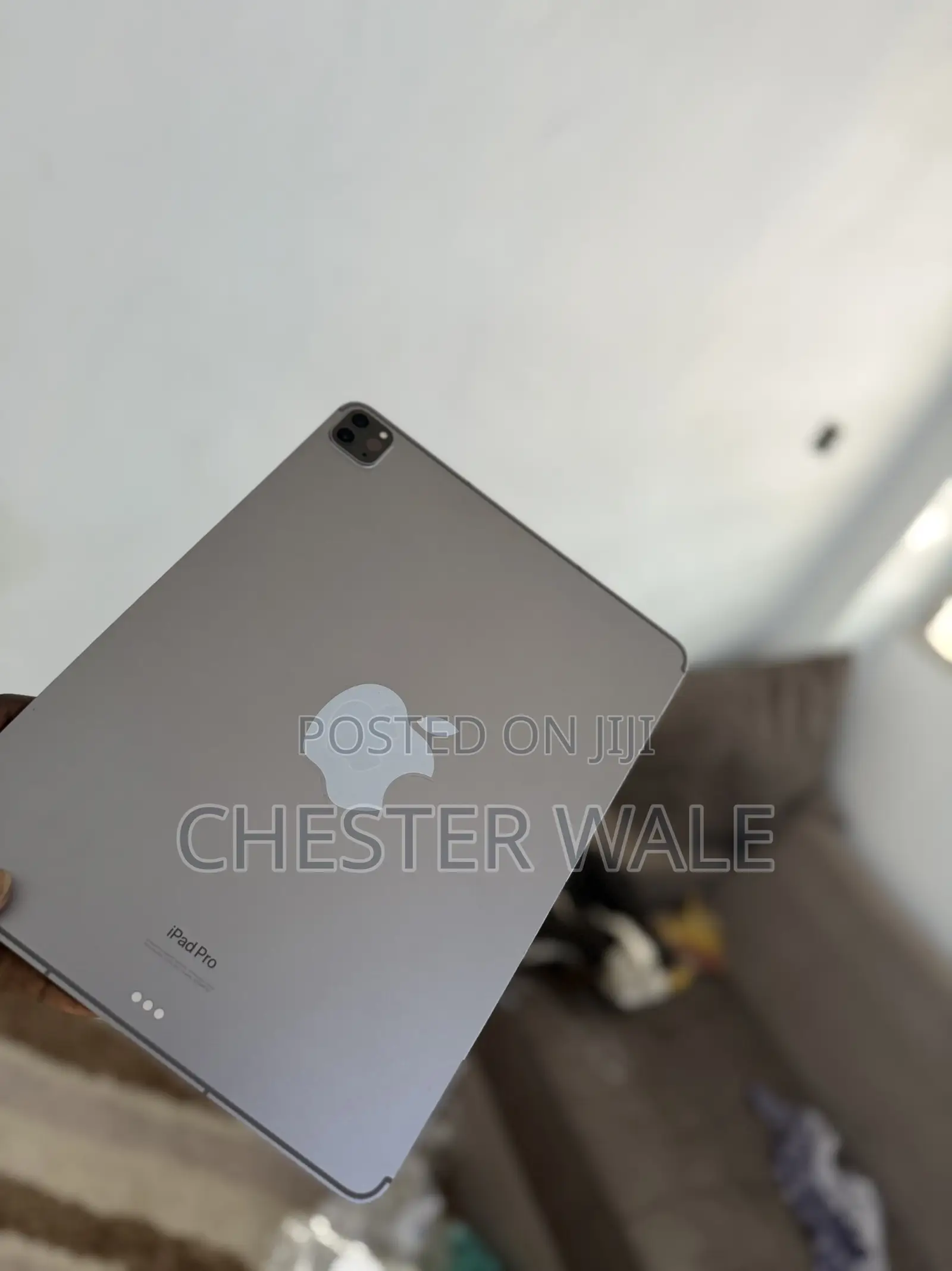 Apple iPad Pro (2022) 256 GB Gray
