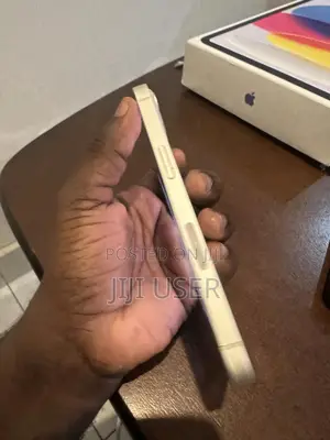 Apple iPhone 13 128 GB White