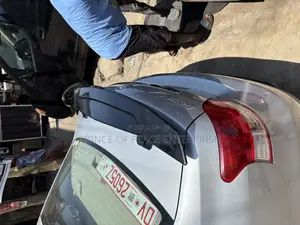 Toyota Yaris Corolla Camry Long Boot Universal Boot Spoiler