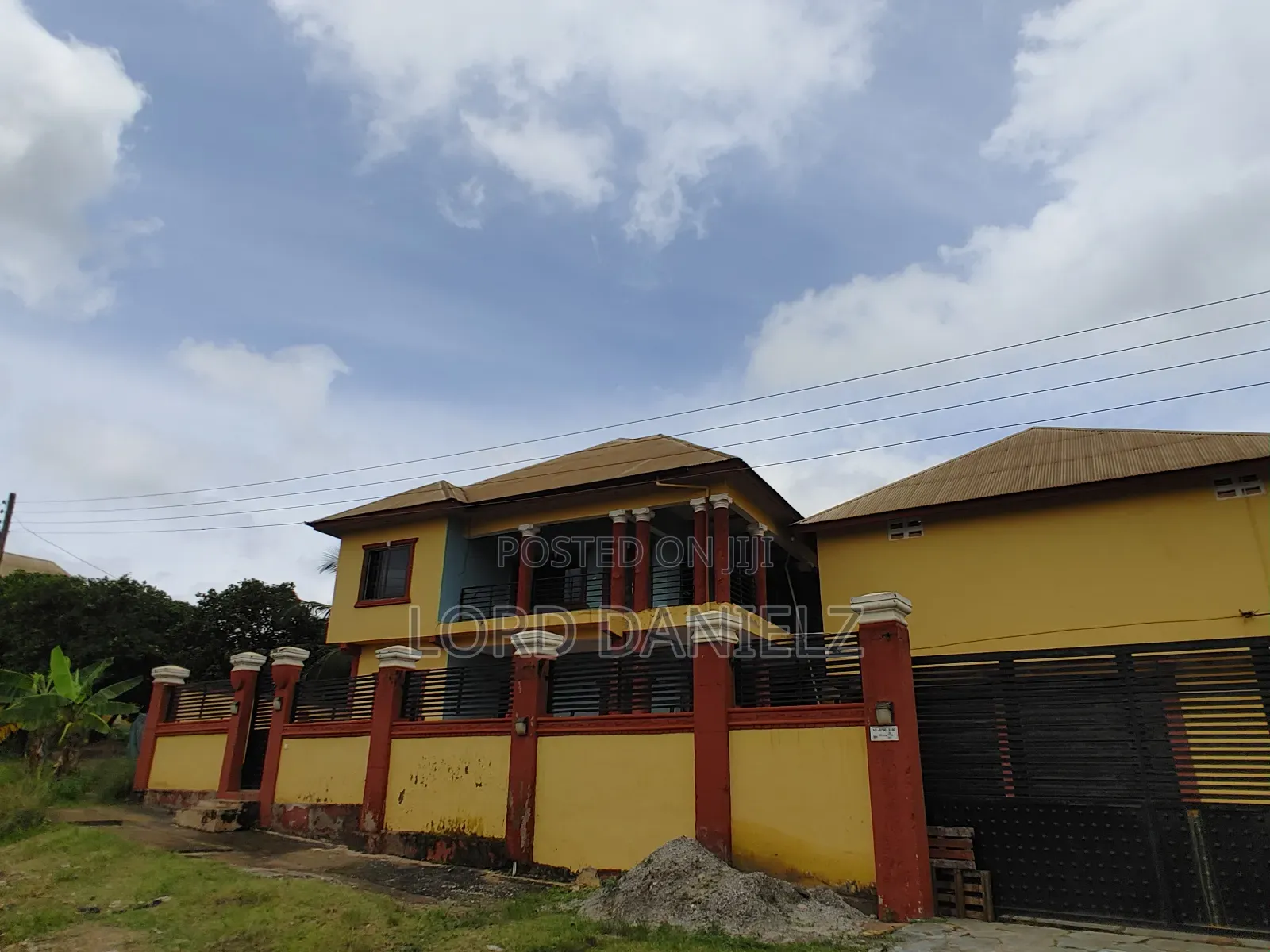 8bdrm House in Kotwi, Kumasi Metropolitan for rent