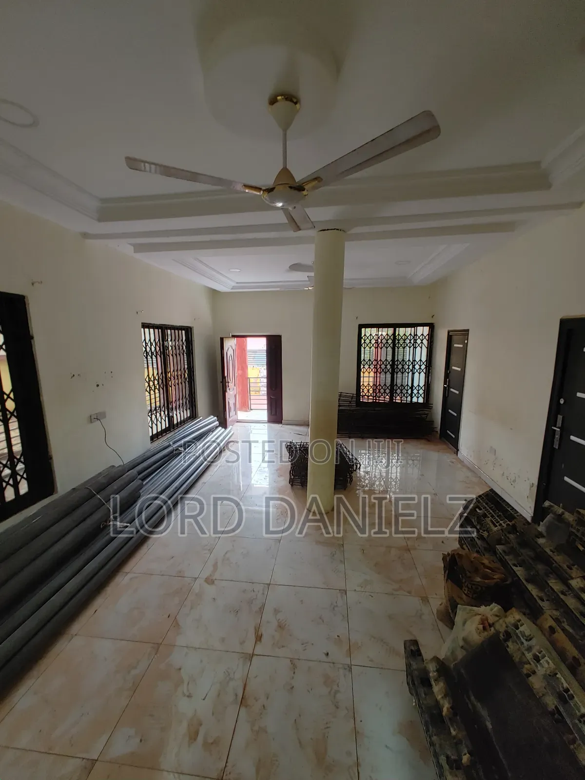 8bdrm House in Kotwi, Kumasi Metropolitan for rent