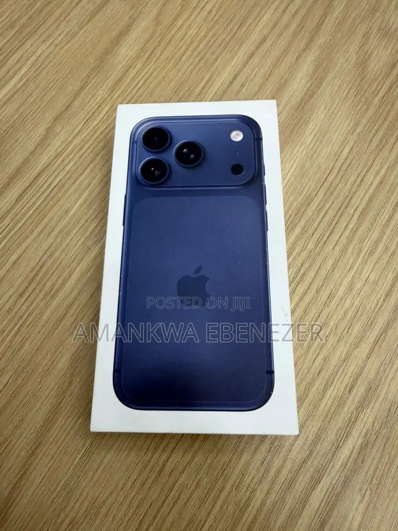 New Apple iPhone 17 Pro Max 256 GB Blue