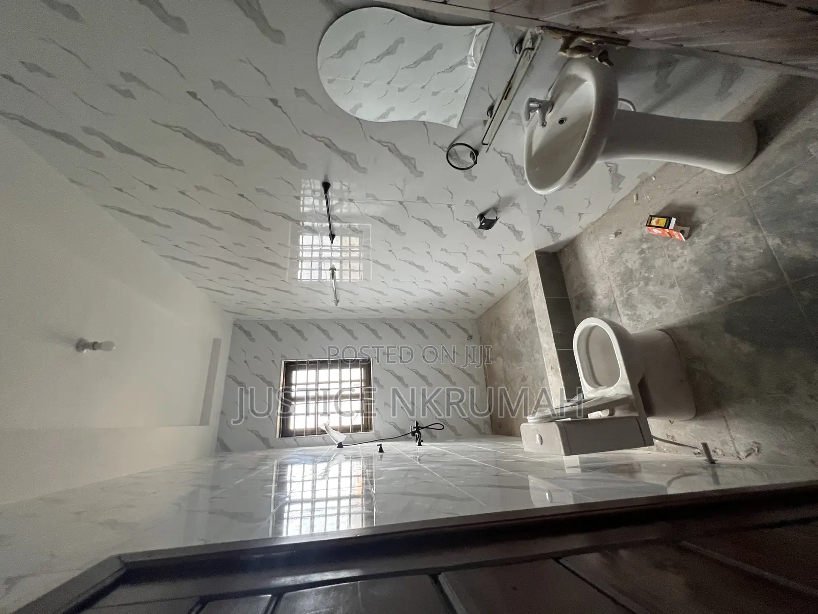 1bdrm Apartment in Mr Justice Estate, Bortiano for rent