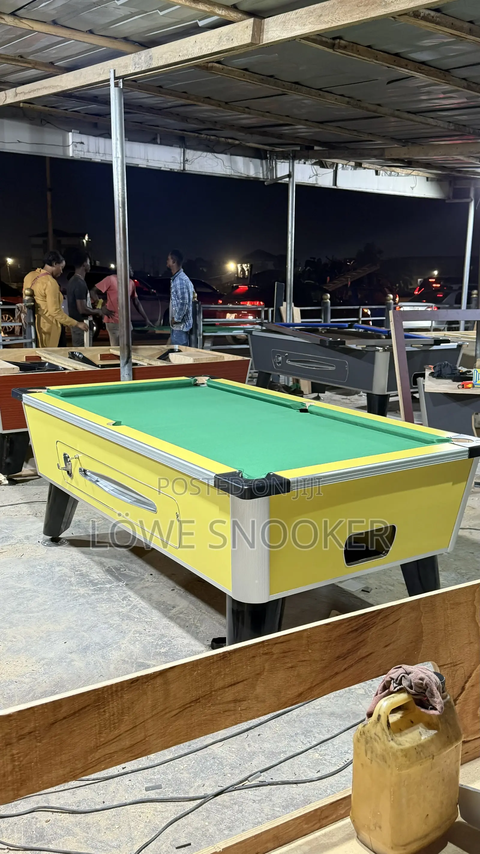 Standard Pool Tables From Germany Available for a Cool Price