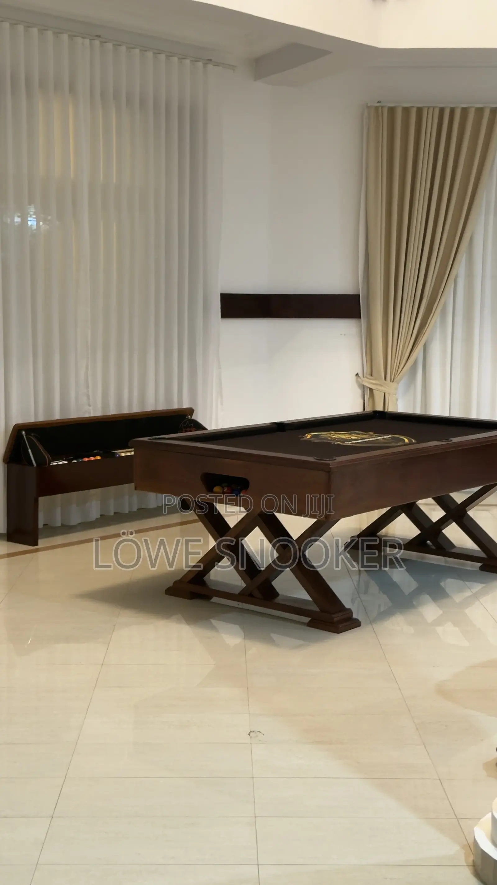 Standard American Free Play Pool Table for House Use Only