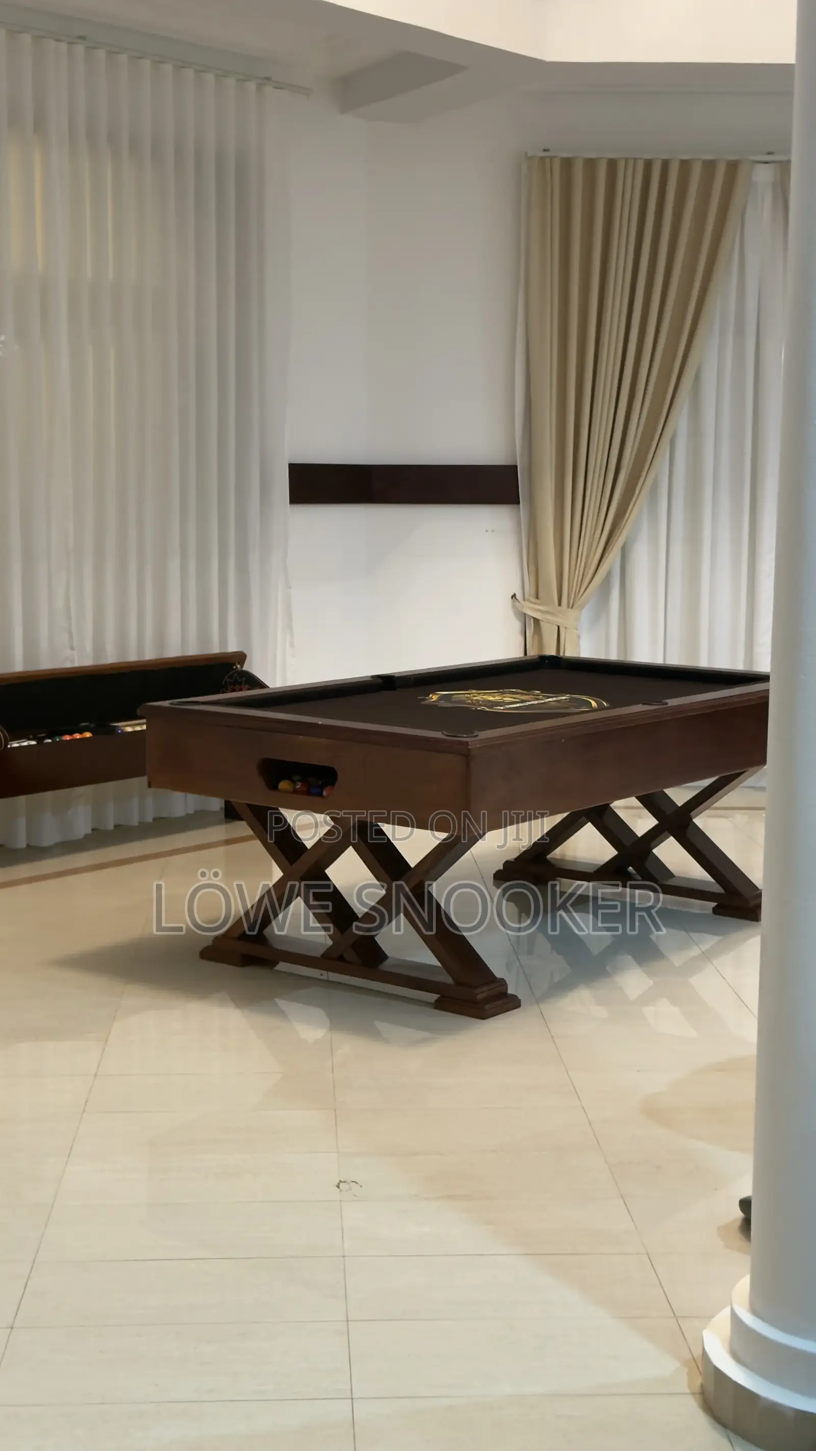 Standard American Free Play Pool Table for House Use Only