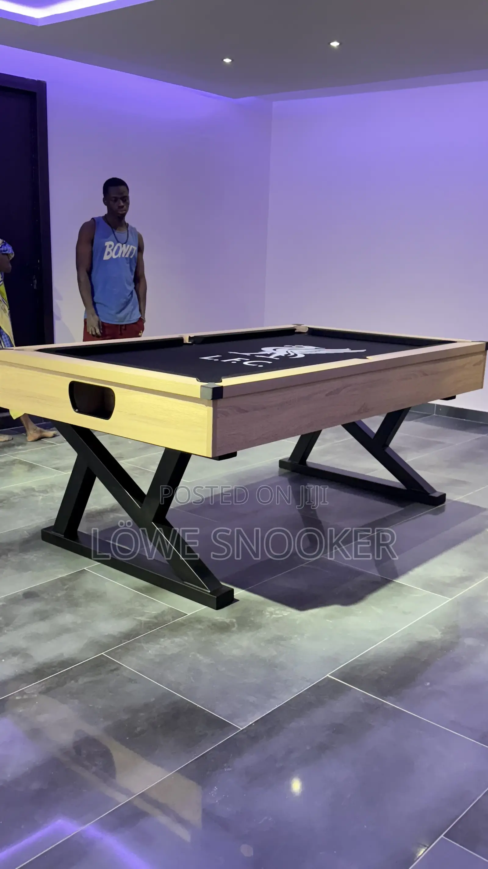 Standard American Free Play Pool Table for House Use Only