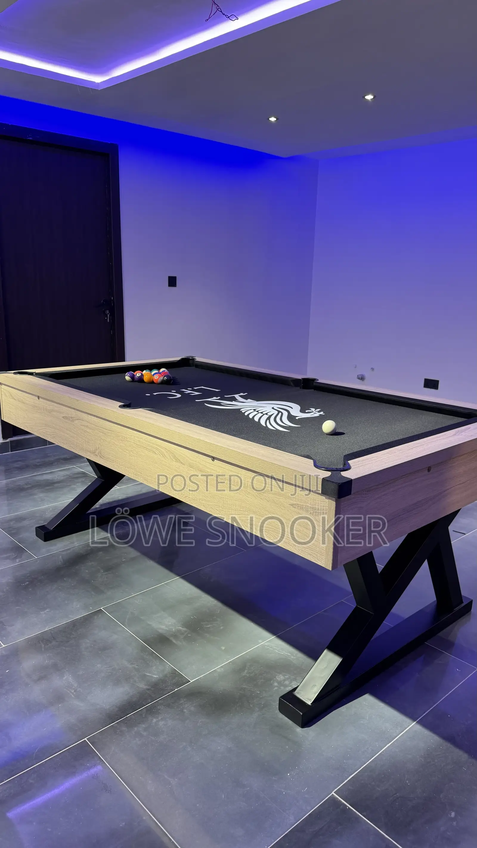 Standard American Free Play Pool Table for House Use Only