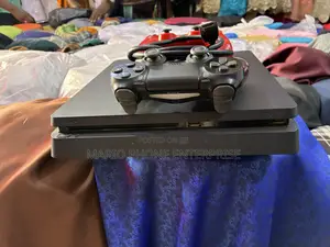 Sony Playstation 4slim