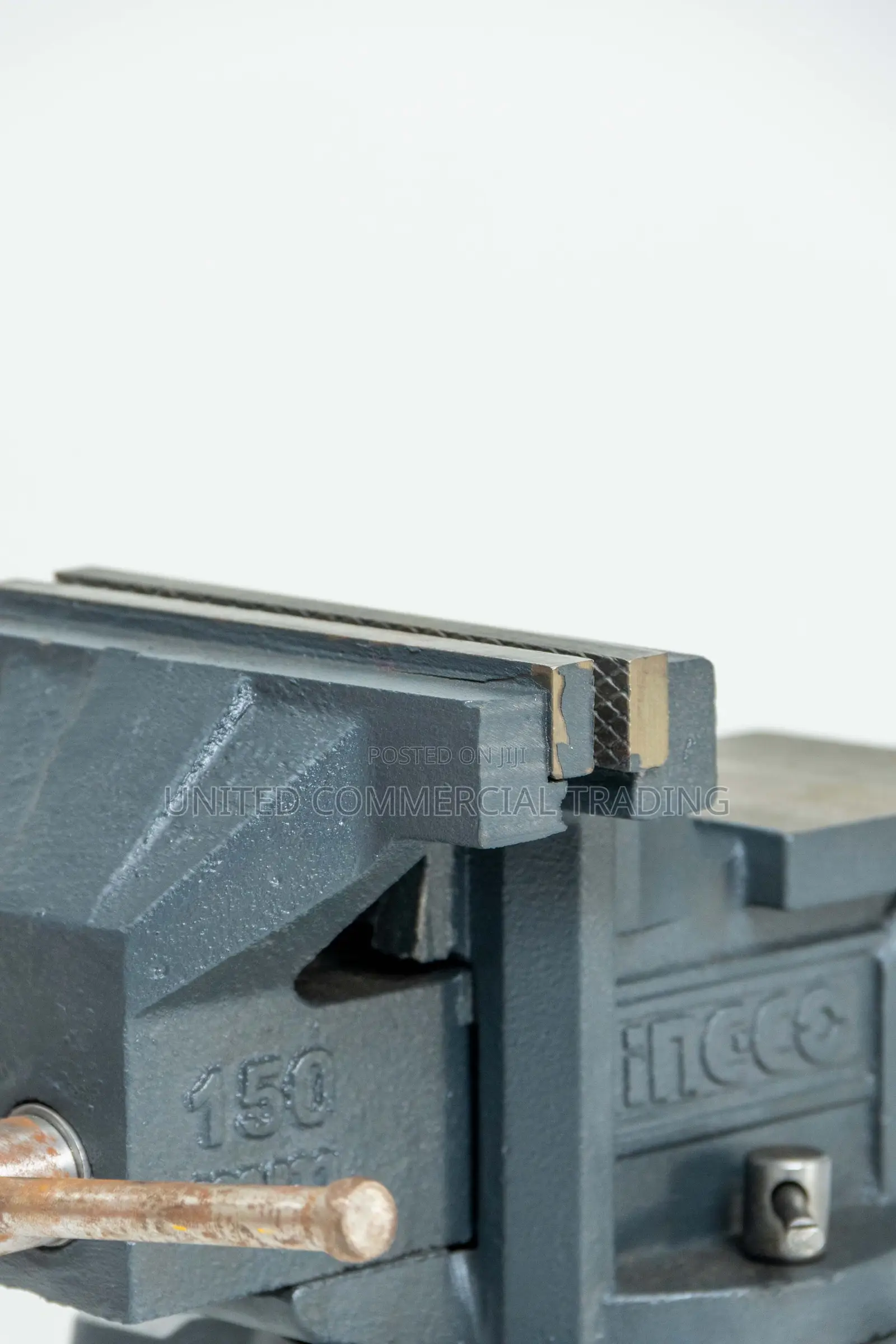Bench Vice (6" )