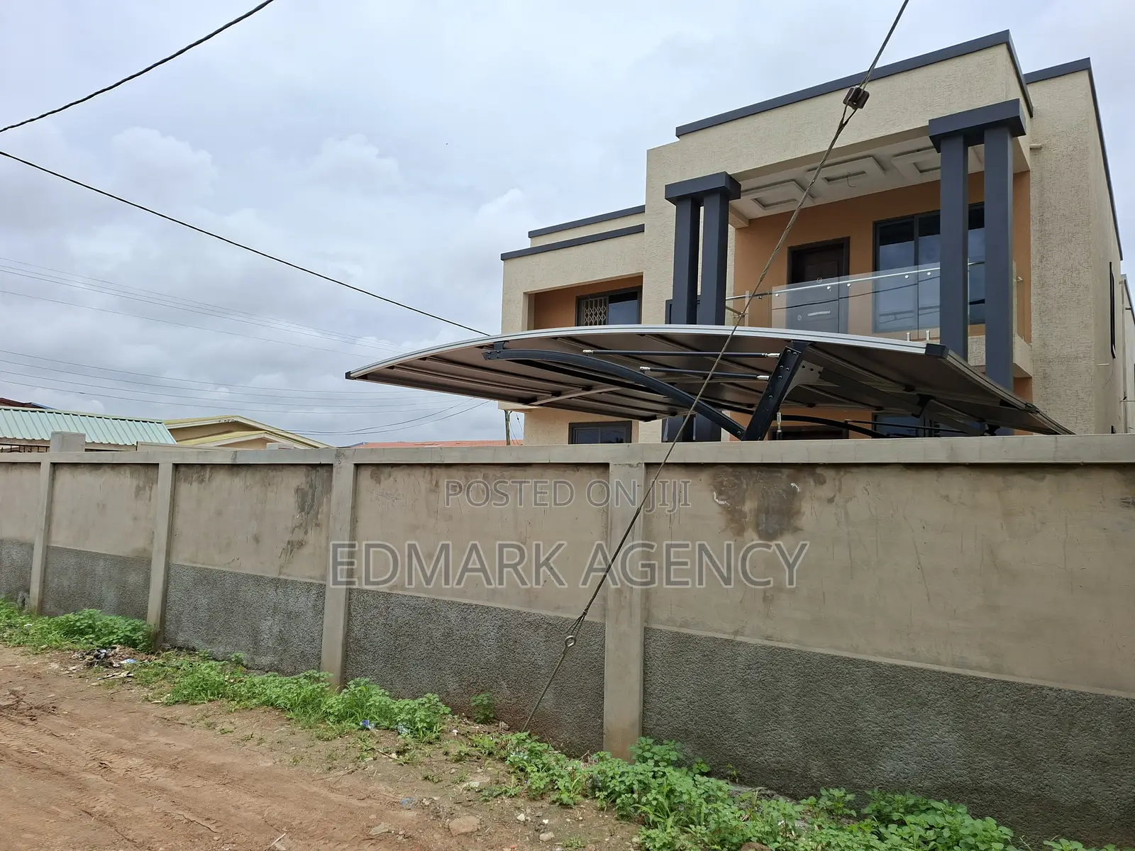 4bdrm House in Atomic Down, Accra Metropolitan for sale