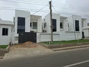 4bdrm House in Abenlenkpe, Lincoln School Area for sale