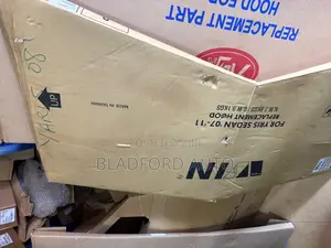 Yaris 07- 09 Bonnet
