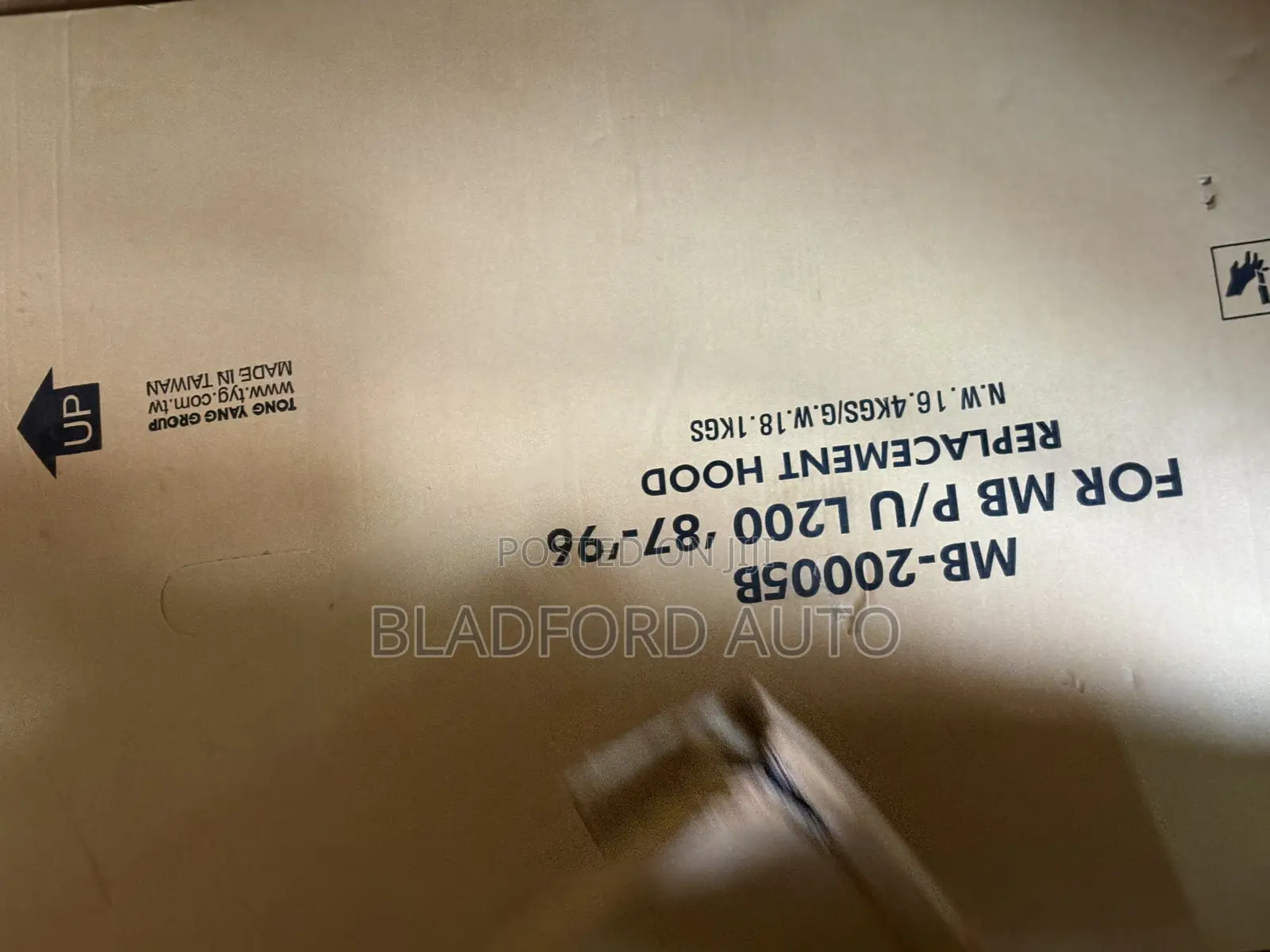 L200 86-96 Bonnet