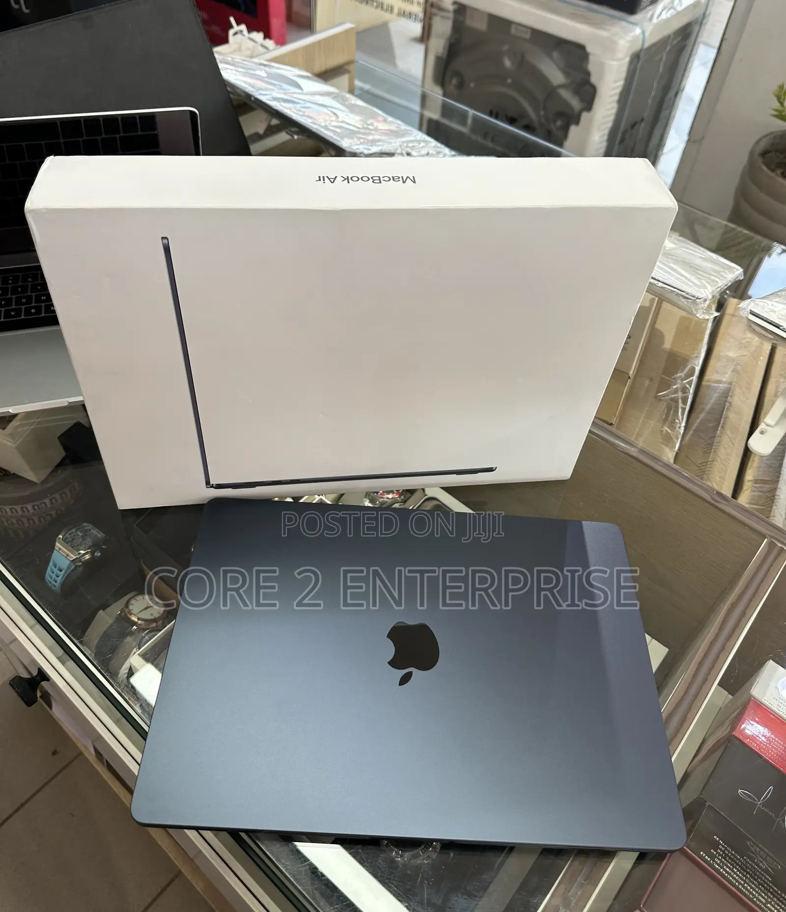 Laptop Apple MacBook Air 2025 M4 15-Inch 16GB Apple M4 SSD 256GB