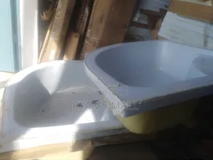 Corner Bathtub From Spain