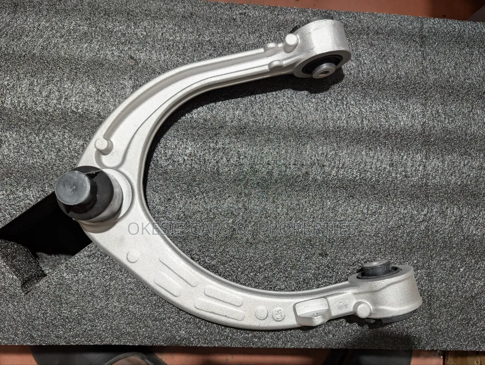 Range Rover Front Upper Control Arm