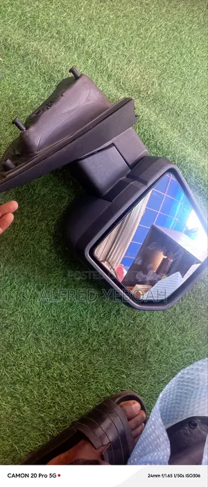 2017-2022 Ford F-150 Mirror With Sensor and Light