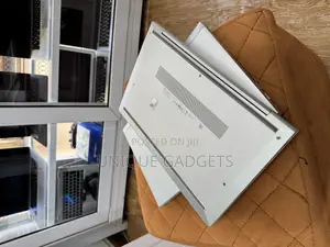 Laptop HP EliteBook 840 G8 16GB Intel Core i7 SSD 256GB
