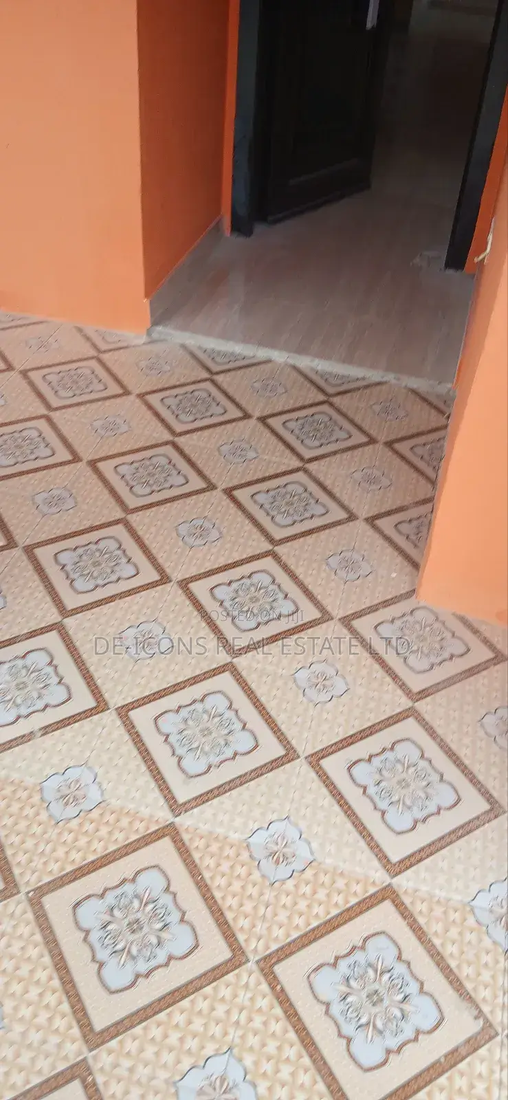 3bdrm Apartment in De-Icons Real Estate, Awutu Senya East Municipal