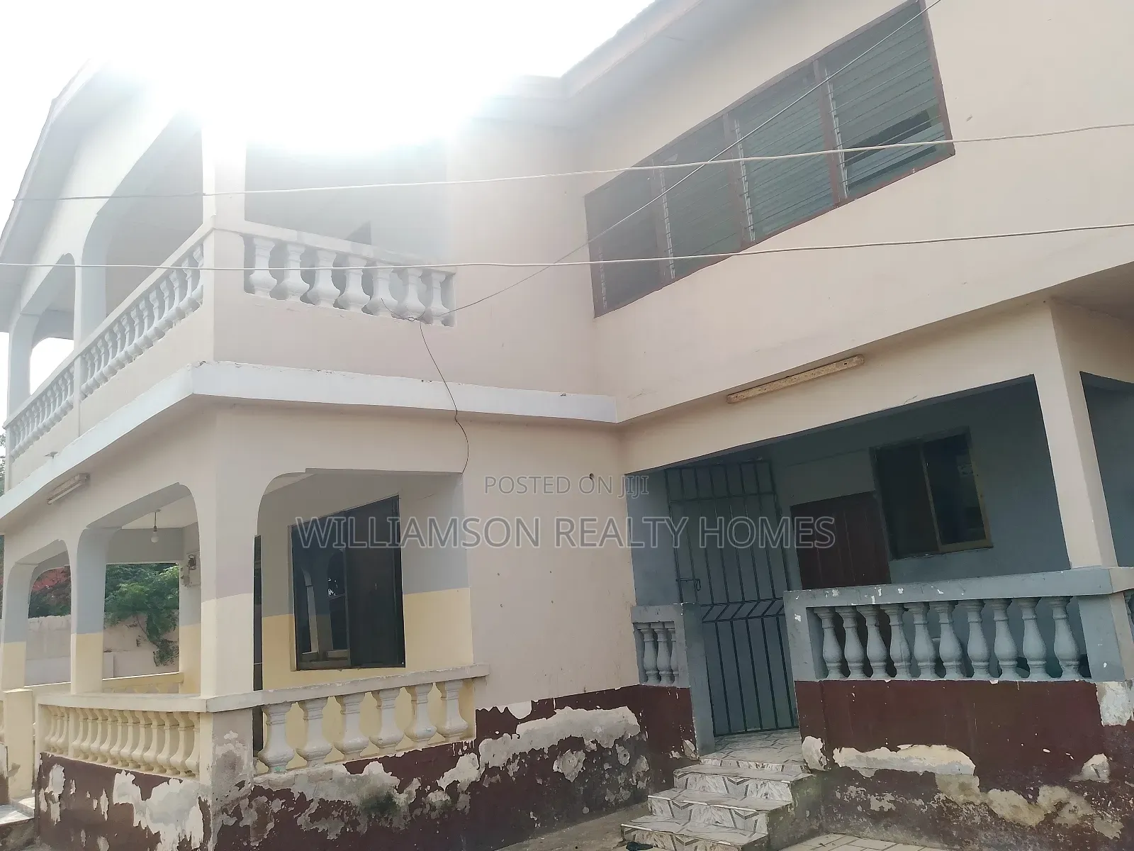 3bdrm Apartment in Hfc Estate Area, Spintex for rent