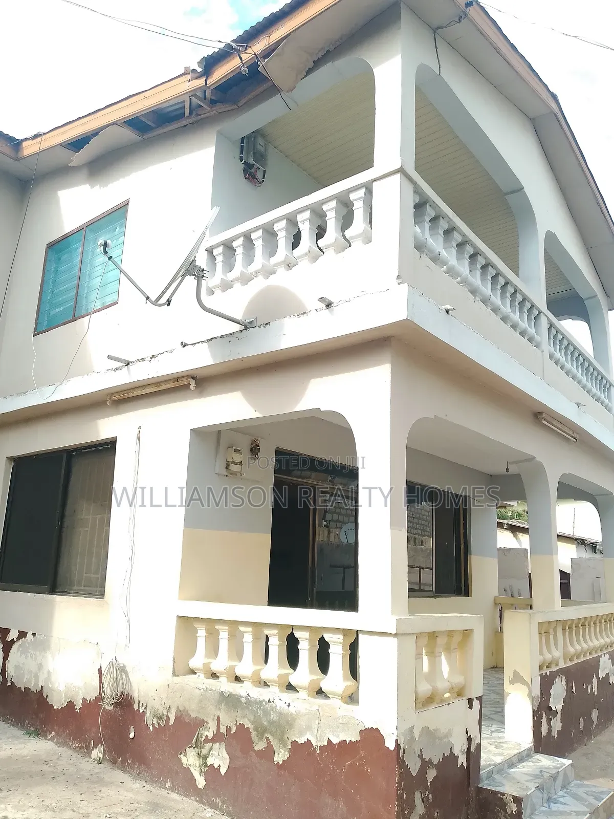 3bdrm Apartment in Hfc Estate Area, Spintex for rent