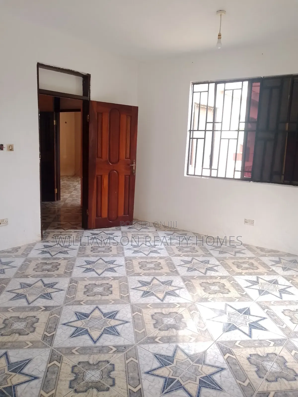 3bdrm Apartment in Hfc Estate Area, Spintex for rent