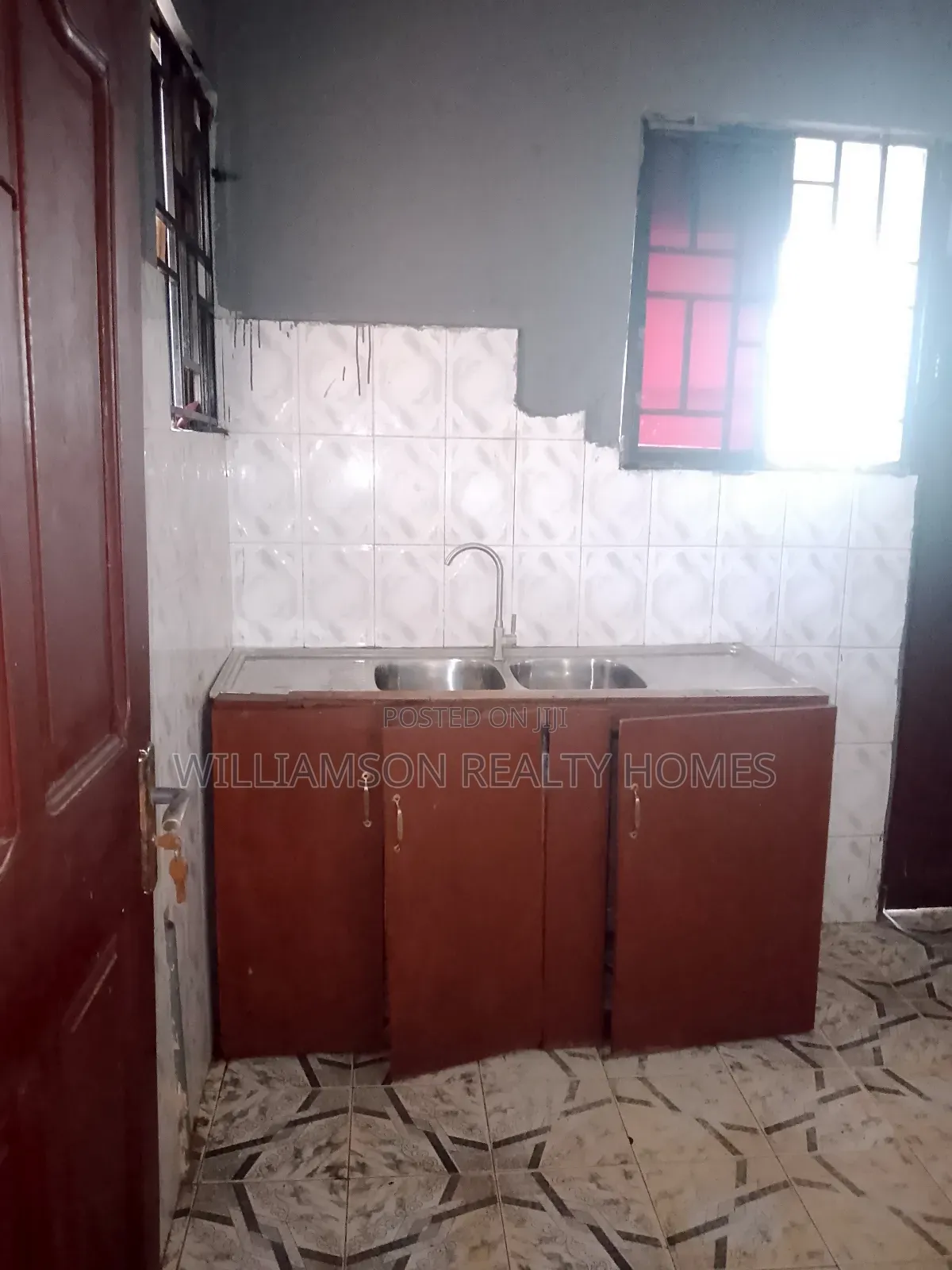 3bdrm Apartment in Hfc Estate Area, Spintex for rent