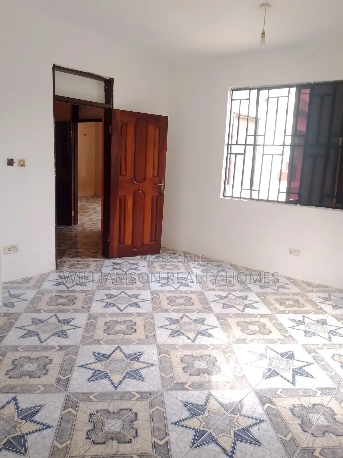 3bdrm Apartment in Hfc Estate Area, Spintex for rent
