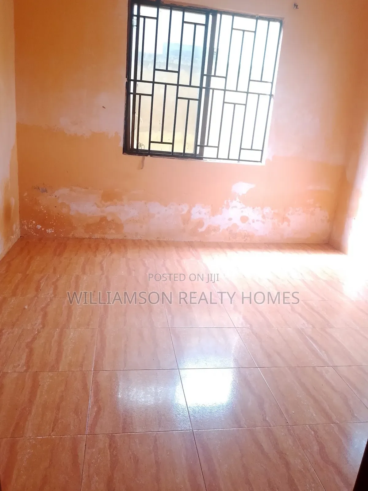 3bdrm Apartment in Hfc Estate Area, Spintex for rent