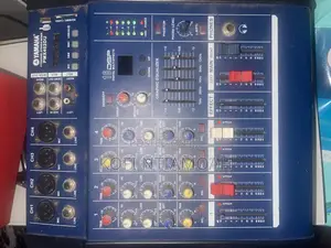 Yamaha 4 Channel Power Mixer