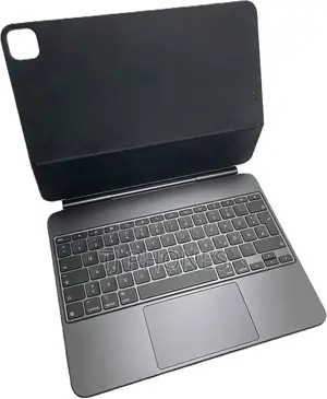 iPad Magickeyboard 13”